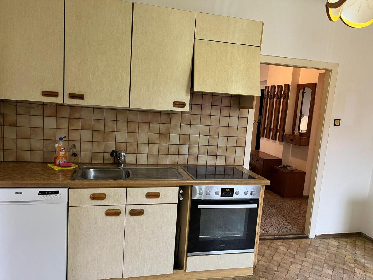 Breathtaking Near Danube River /w Garden And Parking Villa